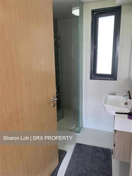 The Lakefront Residences (D22), Condominium #220537581